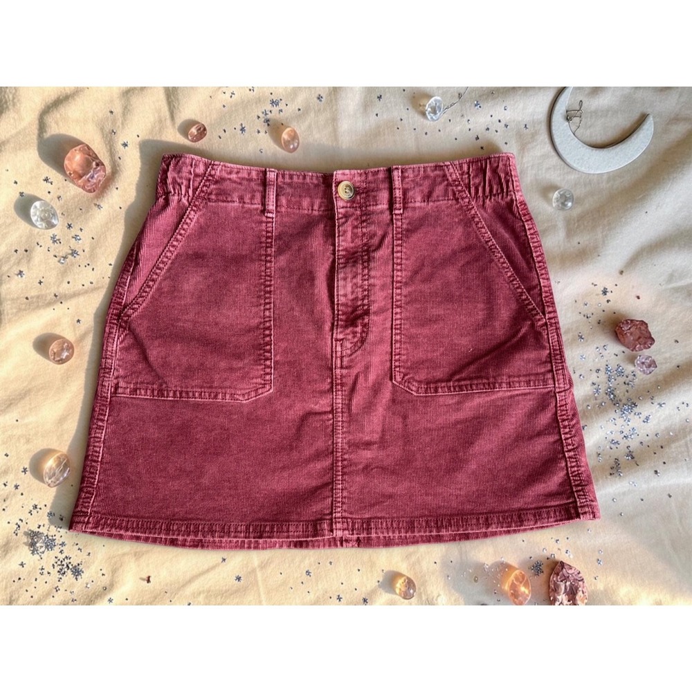 American Eagle - Pink Corduroy Mini Skirt - Size 8